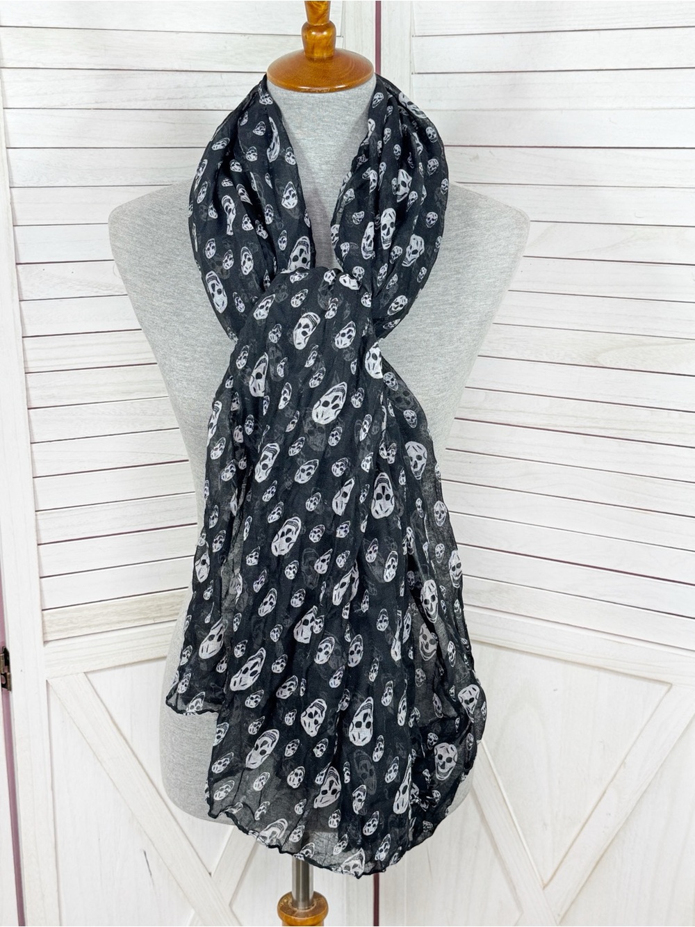 Vintage Y2K Charlotte Russe Skull Print Gauze Scarf Wrap Black White Gothic Punk